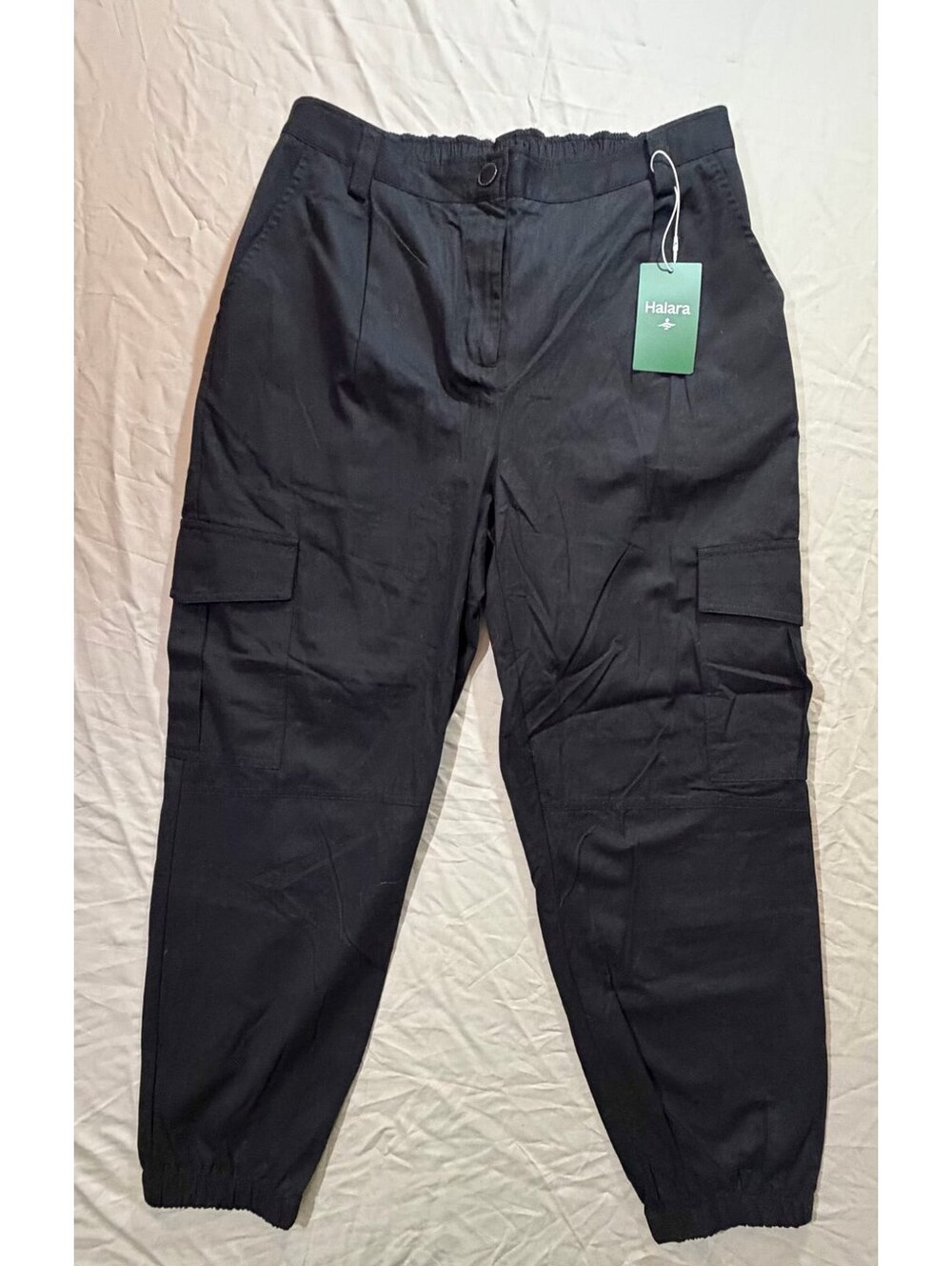 Halara Women’s Cargo Jogger Pants Size M Black Cotton Utility NWT